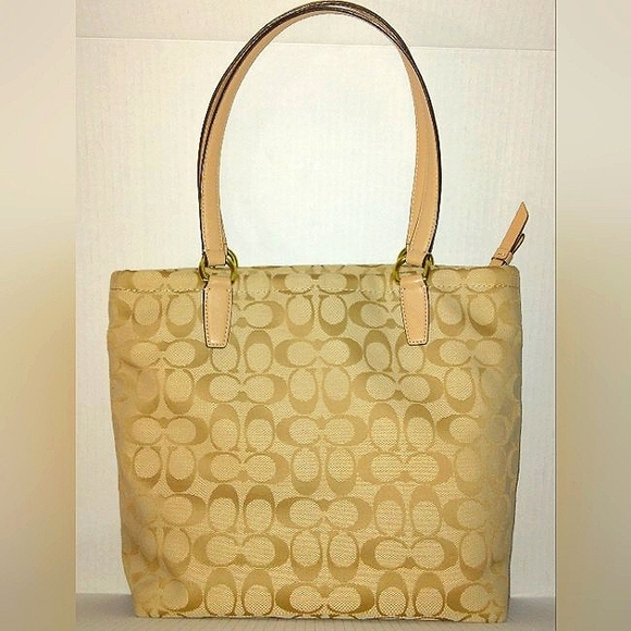 ☆Brand New☆Beautiful COACH Signature Stripe 12CM Emerald Zip Top Tote☆ - Picture 2 of 16